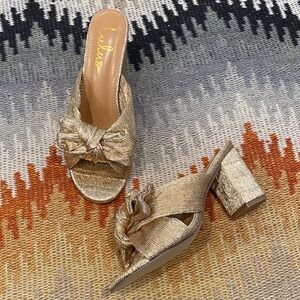 NWB Gorg LULU’S Rose Gold Bow Sandals 7.5